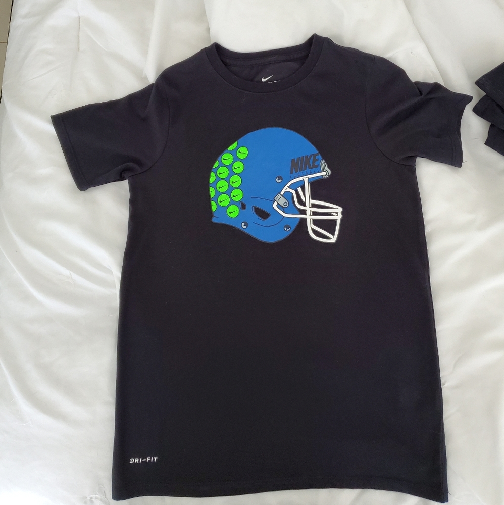 Boy's Nike Tshirt